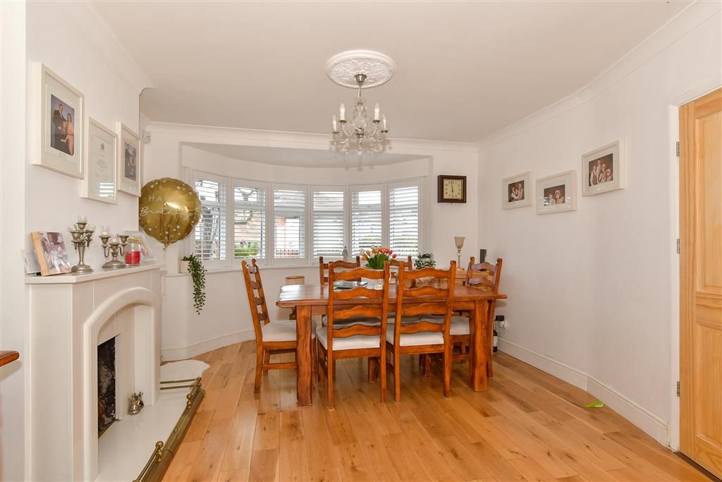 Property photo 1 of 13 Dining Area