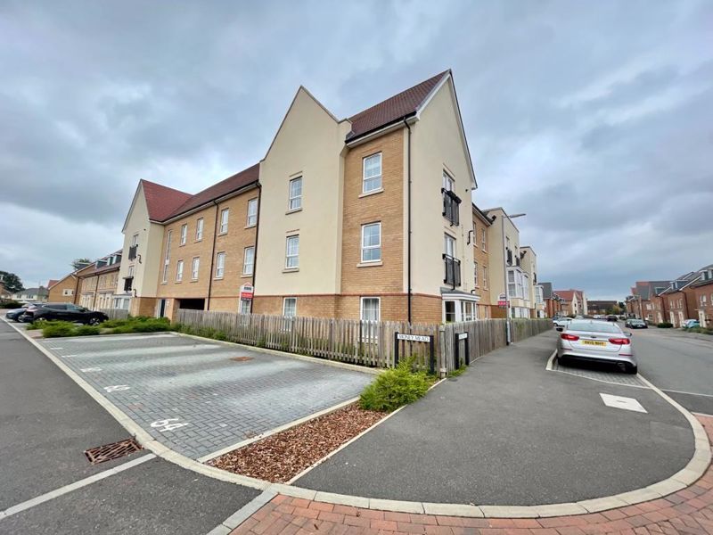 Property photo 1 of 12