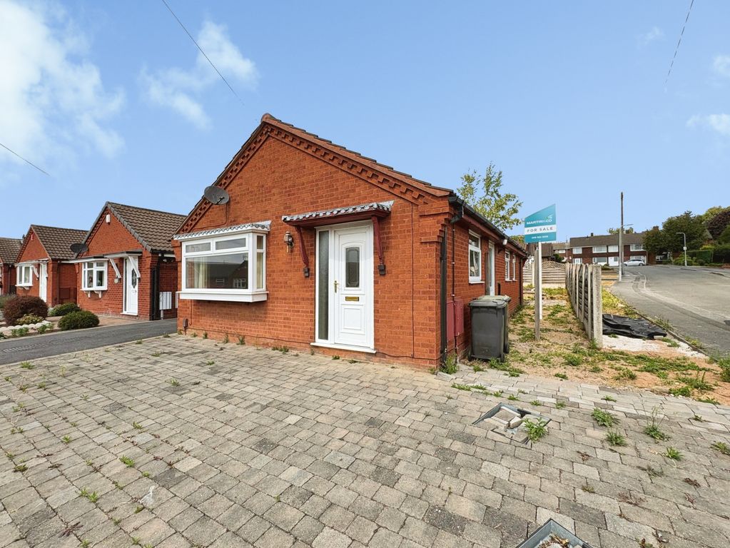 Property photo 1 of 16 005