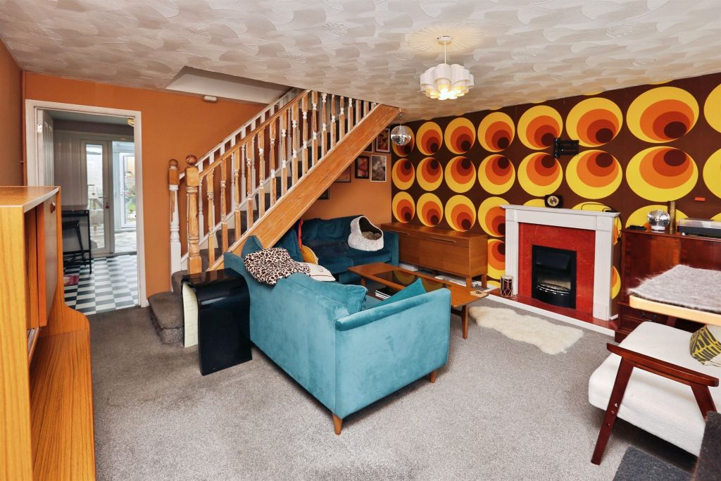 Property photo 2 of 12