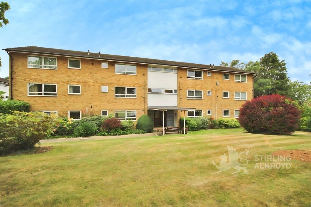 Property photo 1 of 7 External