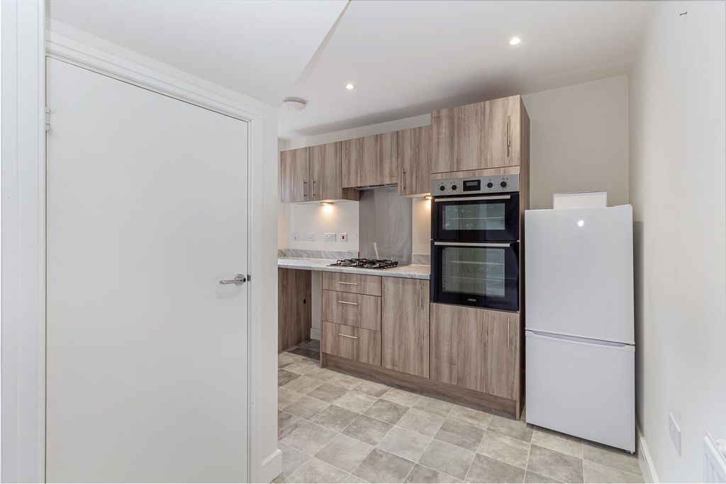 Property photo 3 of 16 Kitchen-3.Jpg