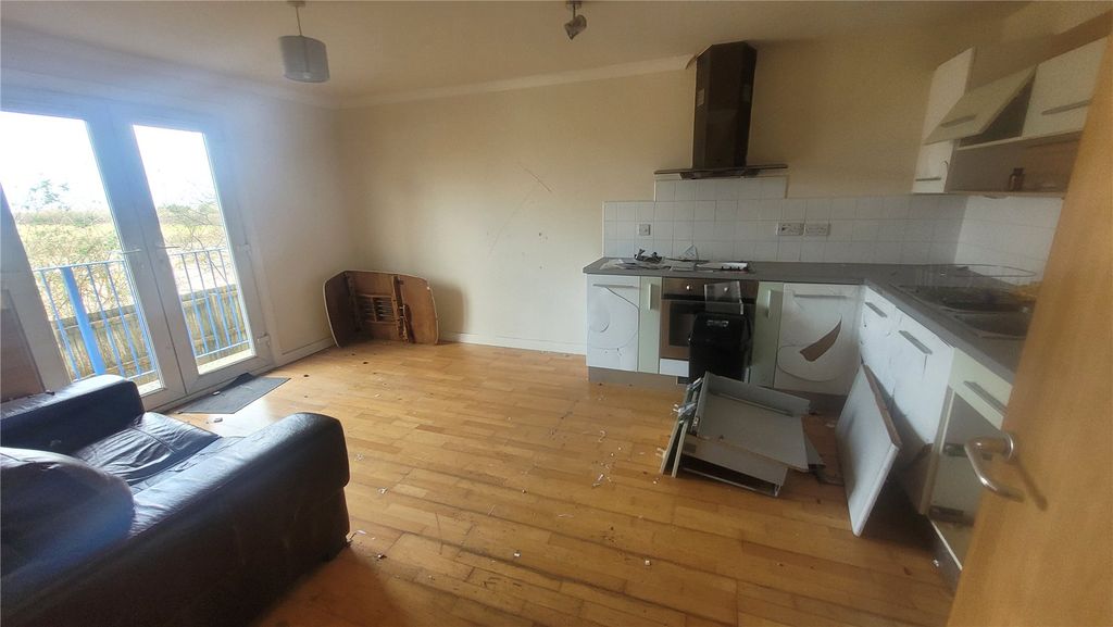 Property photo 2 of 13 Picture No. 02