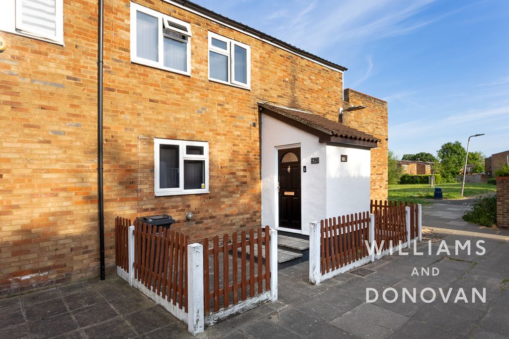 Property photo 1 of 31 Picture2