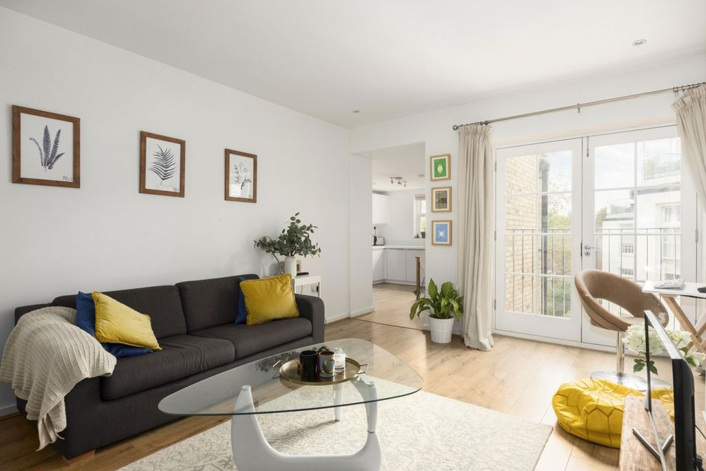 Property photo 2 of 6