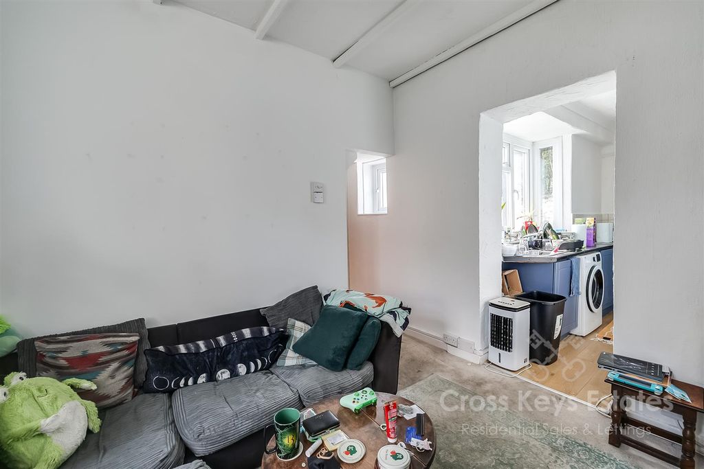 Property photo 3 of 10 Sitting Room