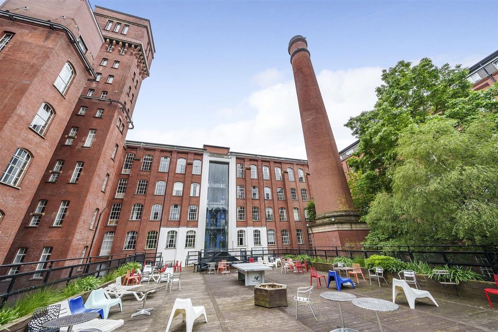 Property photo 1 of 11 Exterior