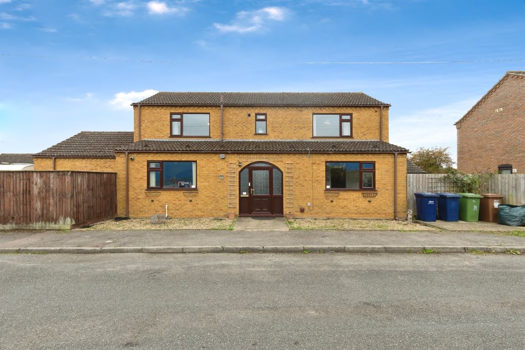 Property photo 1 of 17