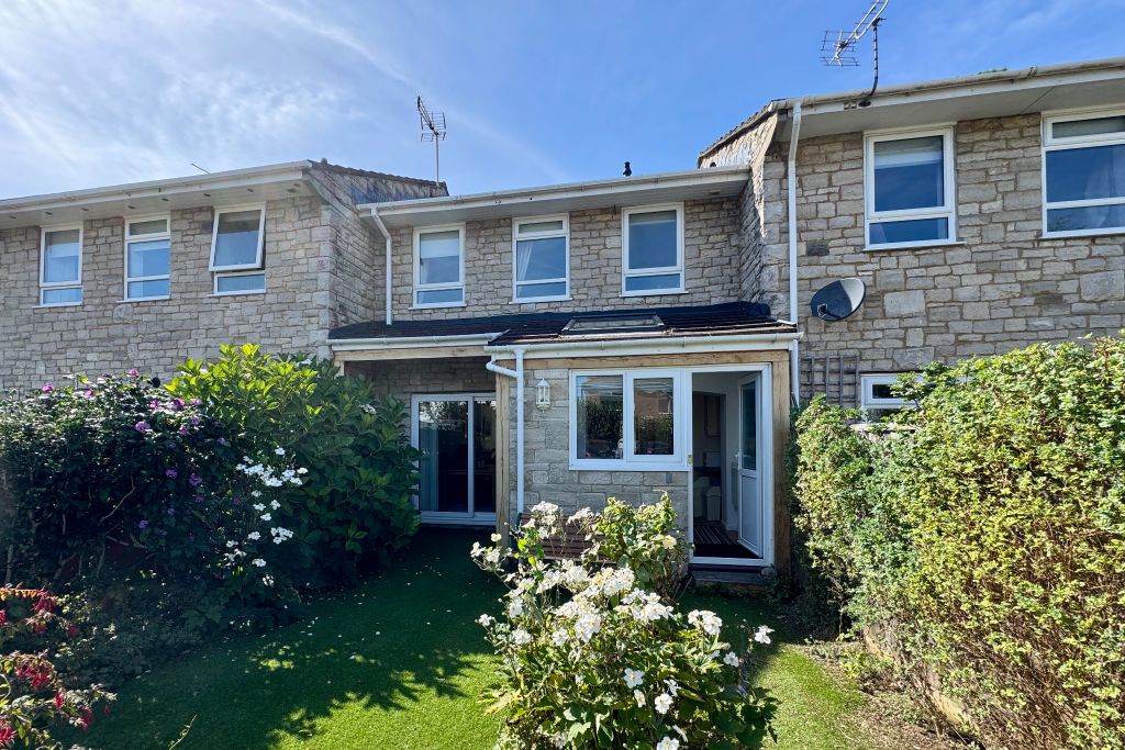 Property photo 2 of 16