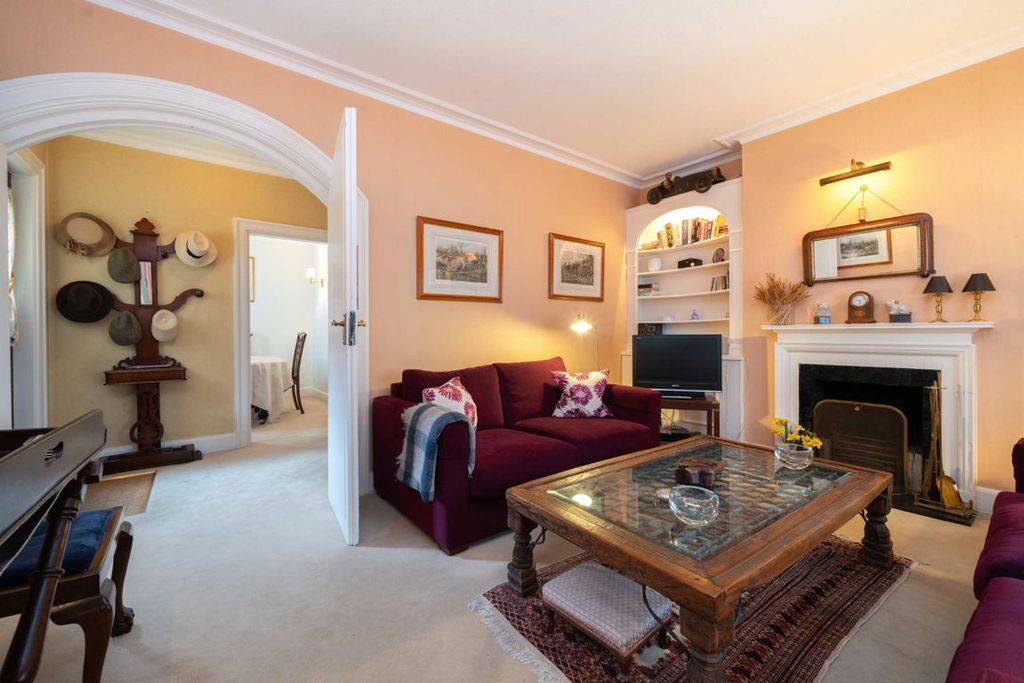 Property photo 3 of 5