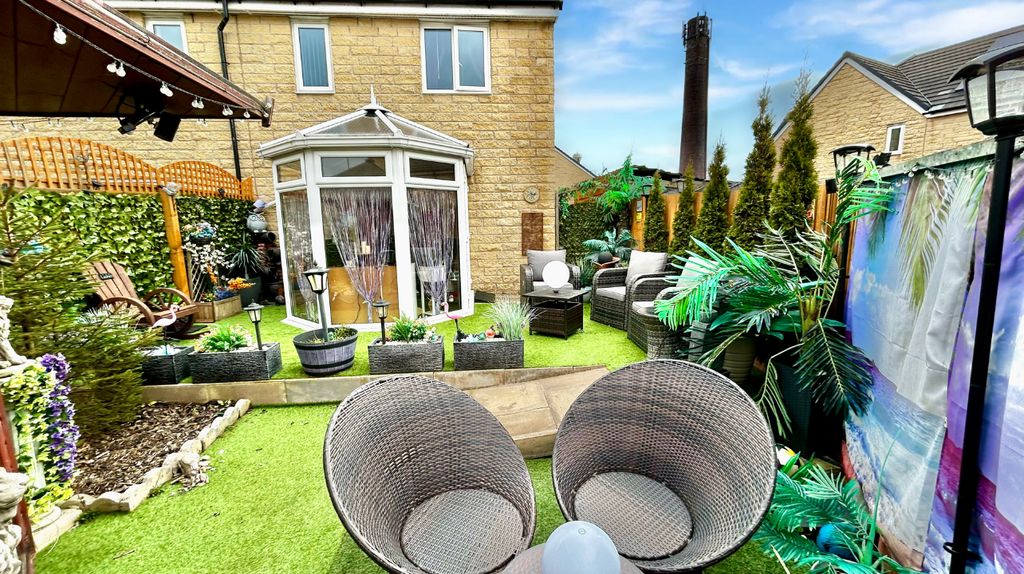 Property photo 2 of 18 2