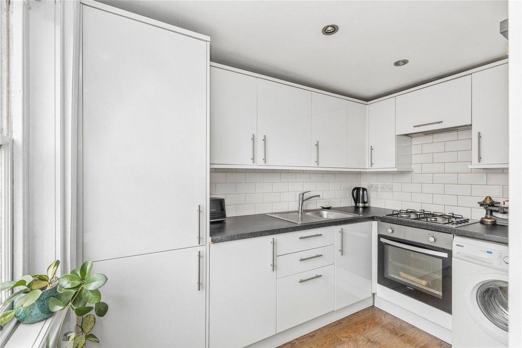 Property photo 3 of 13 Picture No. 05