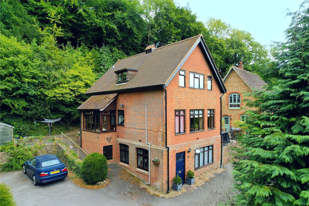 Property photo 1 of 19 Picture No. 27