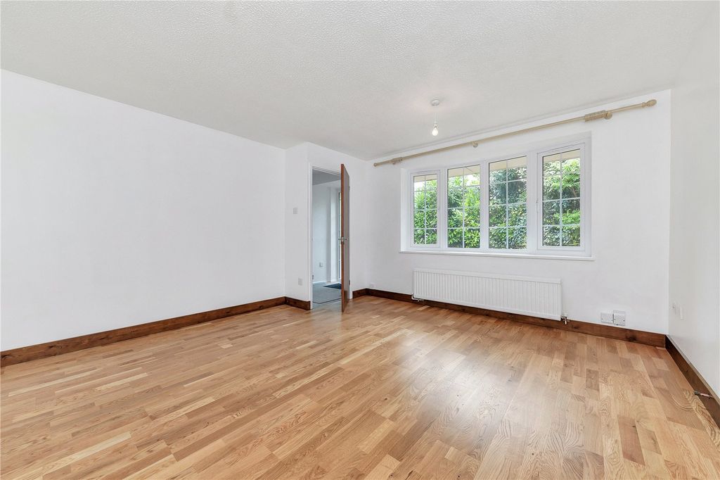 Property photo 2 of 19 Picture No. 07