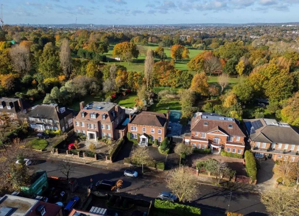 Property photo 1 of 2 Photo 2