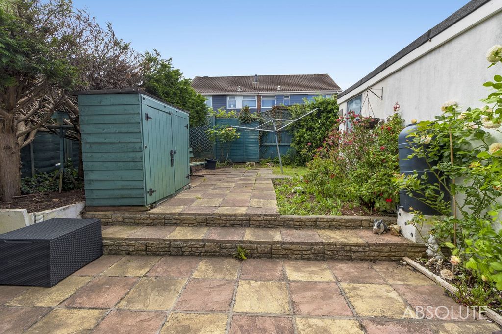 Property photo 3 of 13