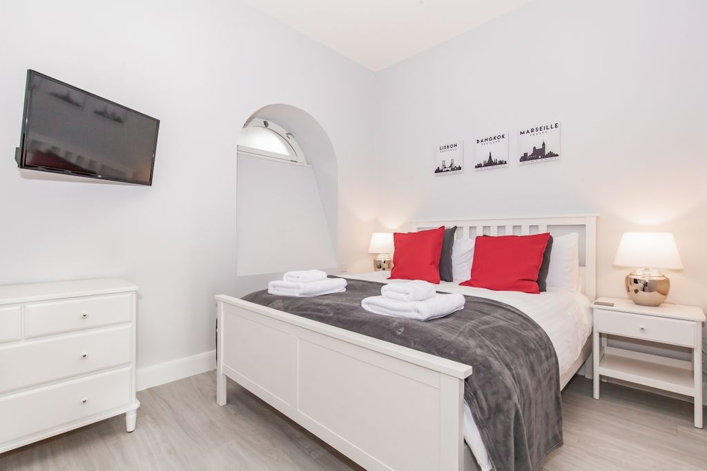 Property photo 3 of 9 107777
