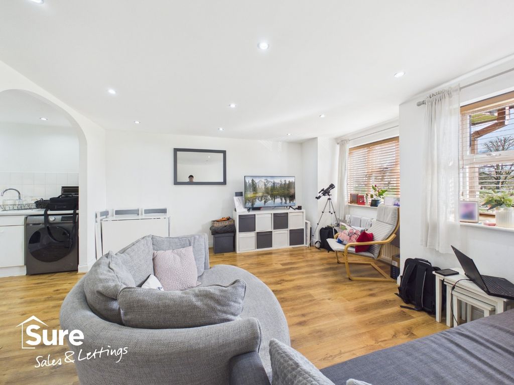 Property photo 1 of 20 4978361