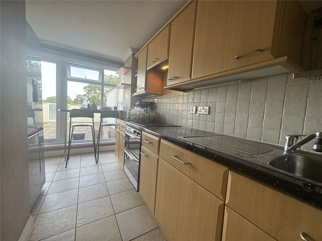 Property photo 3 of 9 Picture No. 04