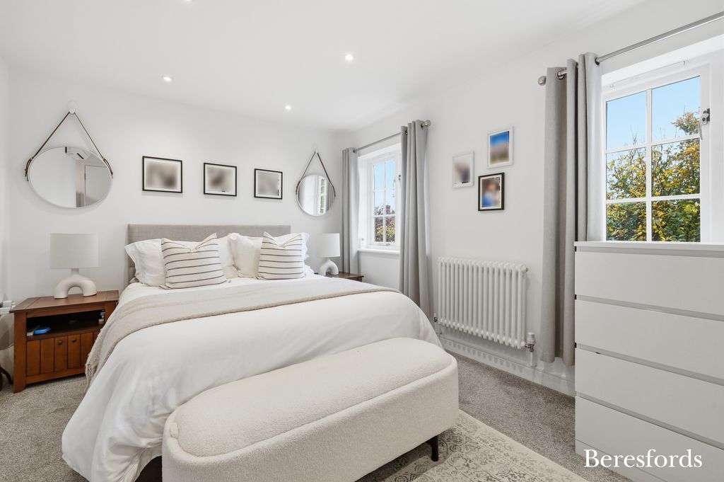 Property photo 3 of 44 Picture No. 13