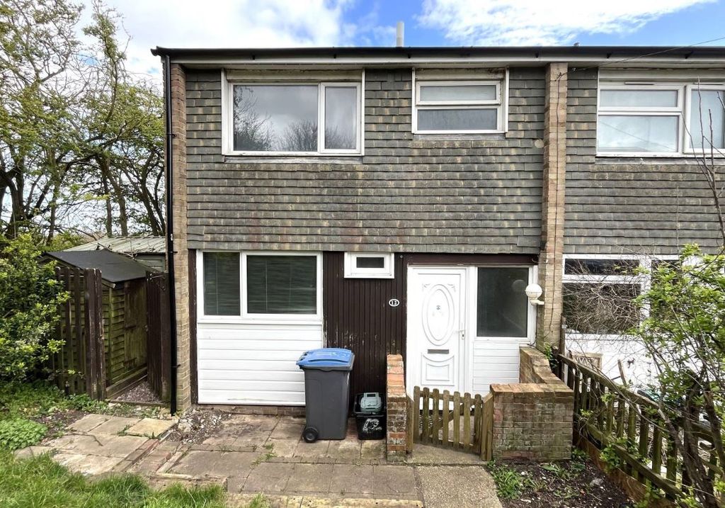 Property photo 1 of 2