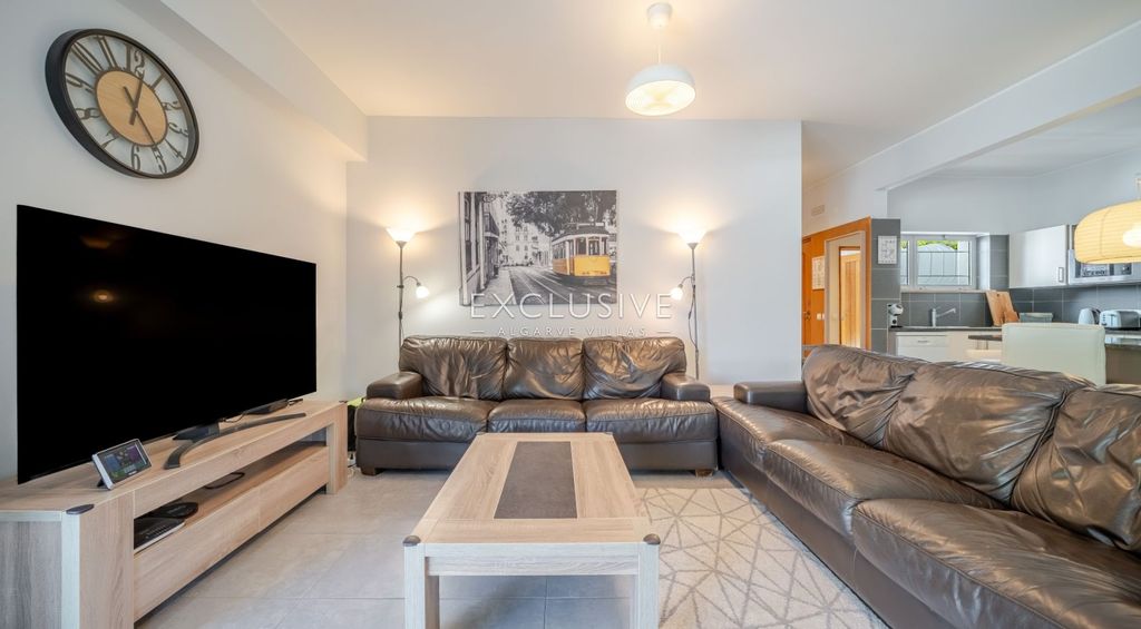 Property photo 3 of 26