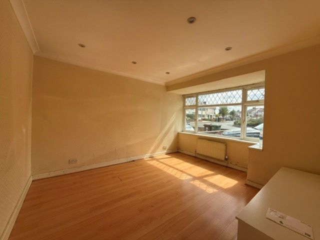 Property photo 2 of 13 Bed