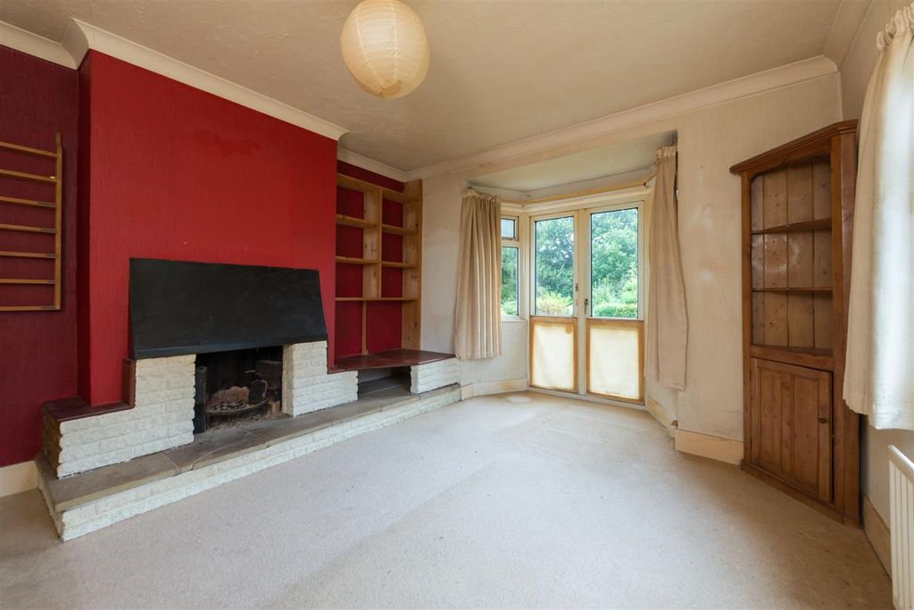 Property photo 2 of 22