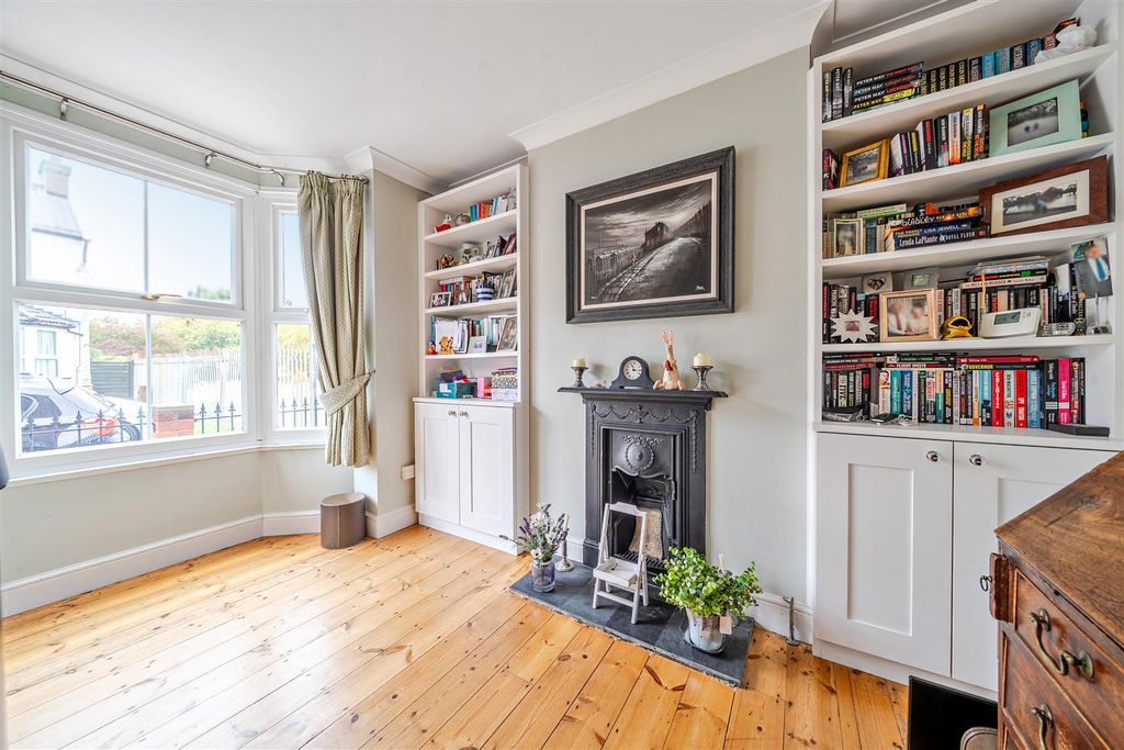 Property photo 2 of 17 1354099-8-68Dfac1F14c58.Jpg