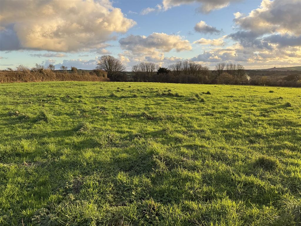 Property photo 1 of 7 Img_5896.Jpg