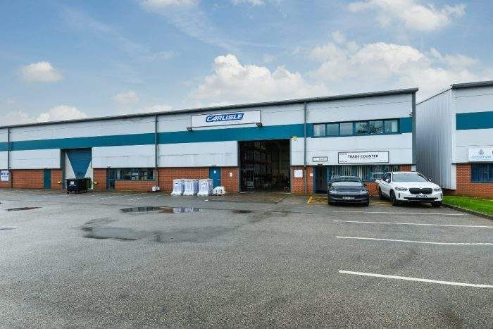 Property photo 1 of 11