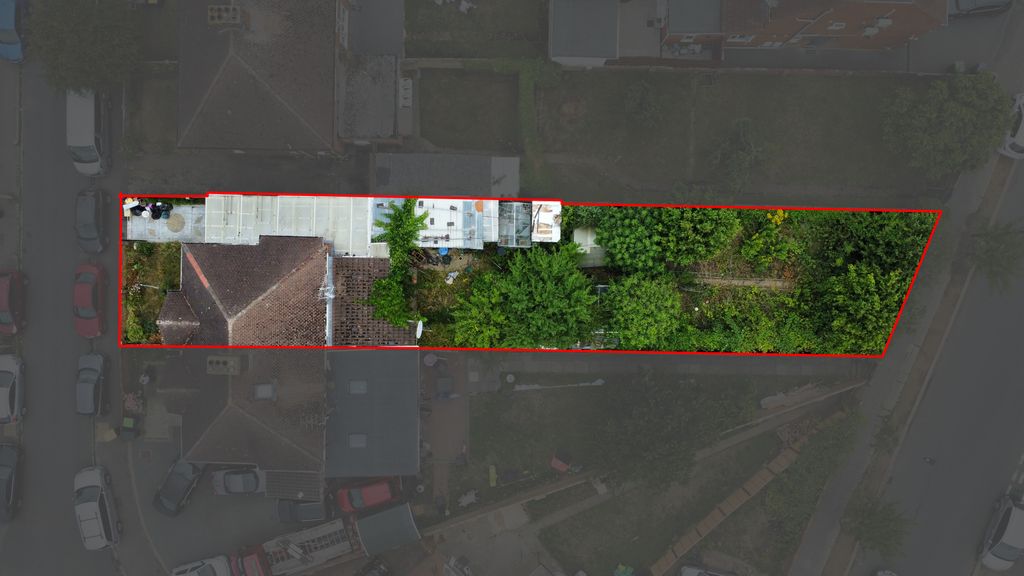 Property photo 2 of 14 Qp Top Down Ps Finished