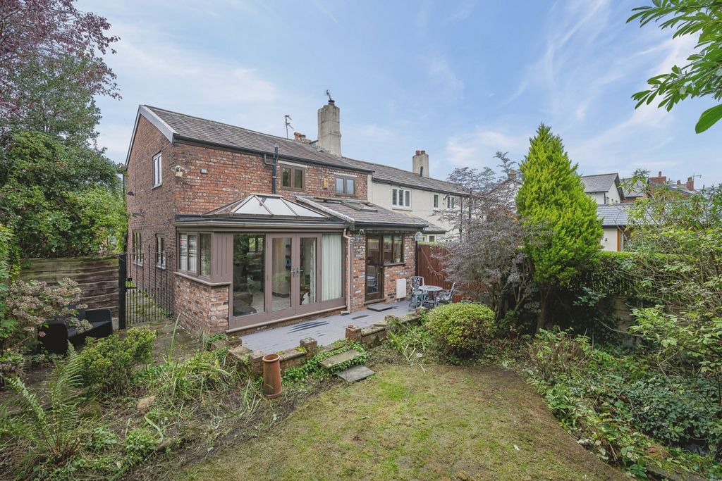 Property photo 2 of 15