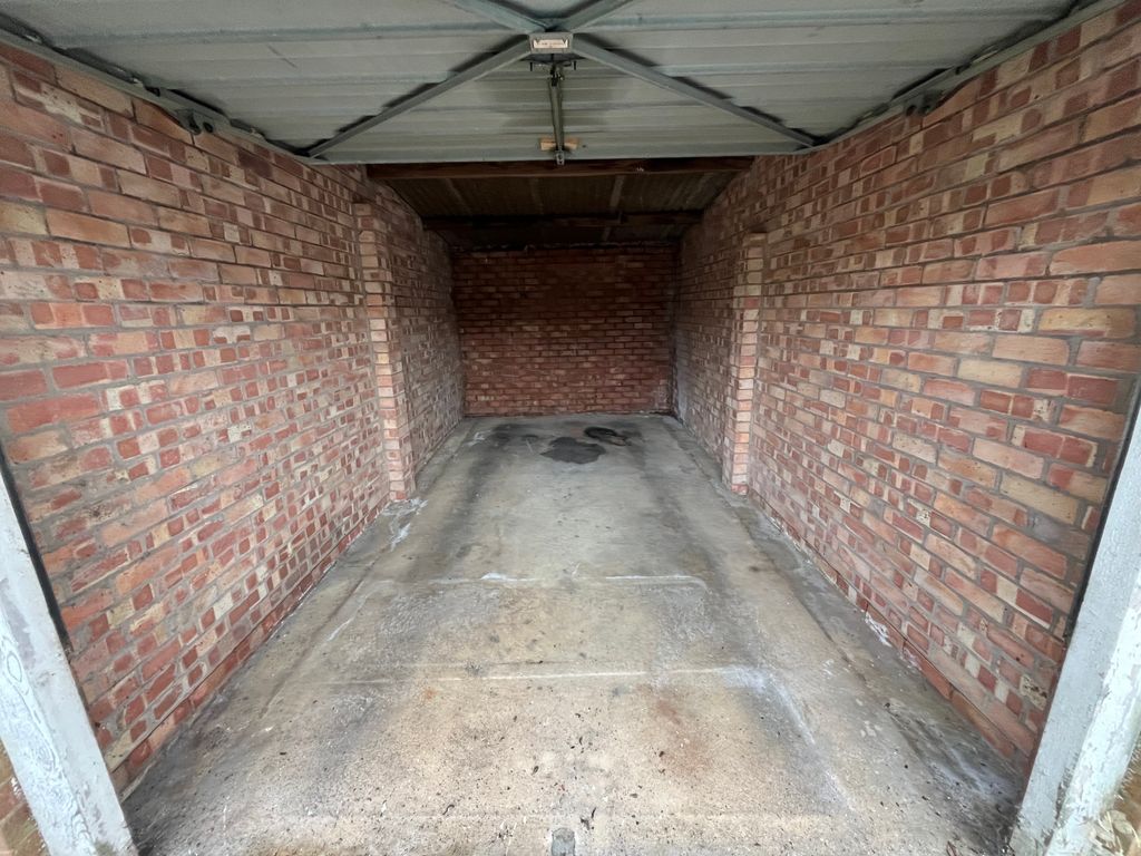 Property photo 2 of 4