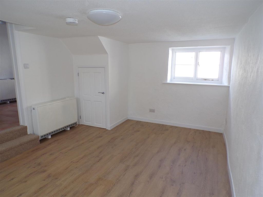 Property photo 3 of 4 102_8768.Jpg