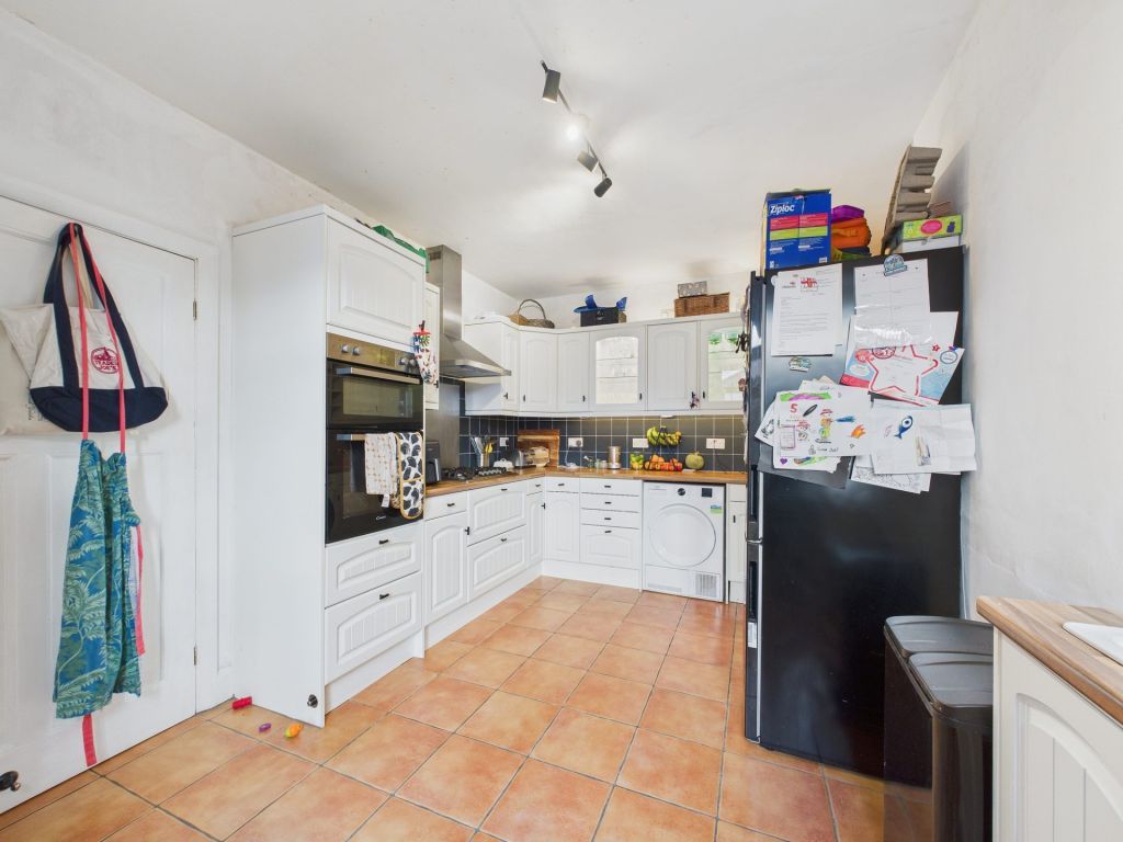 Property photo 3 of 26