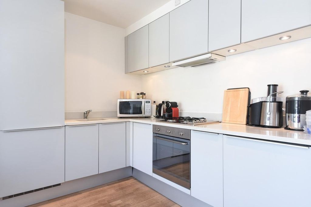 Property photo 3 of 14 Picture No. 02