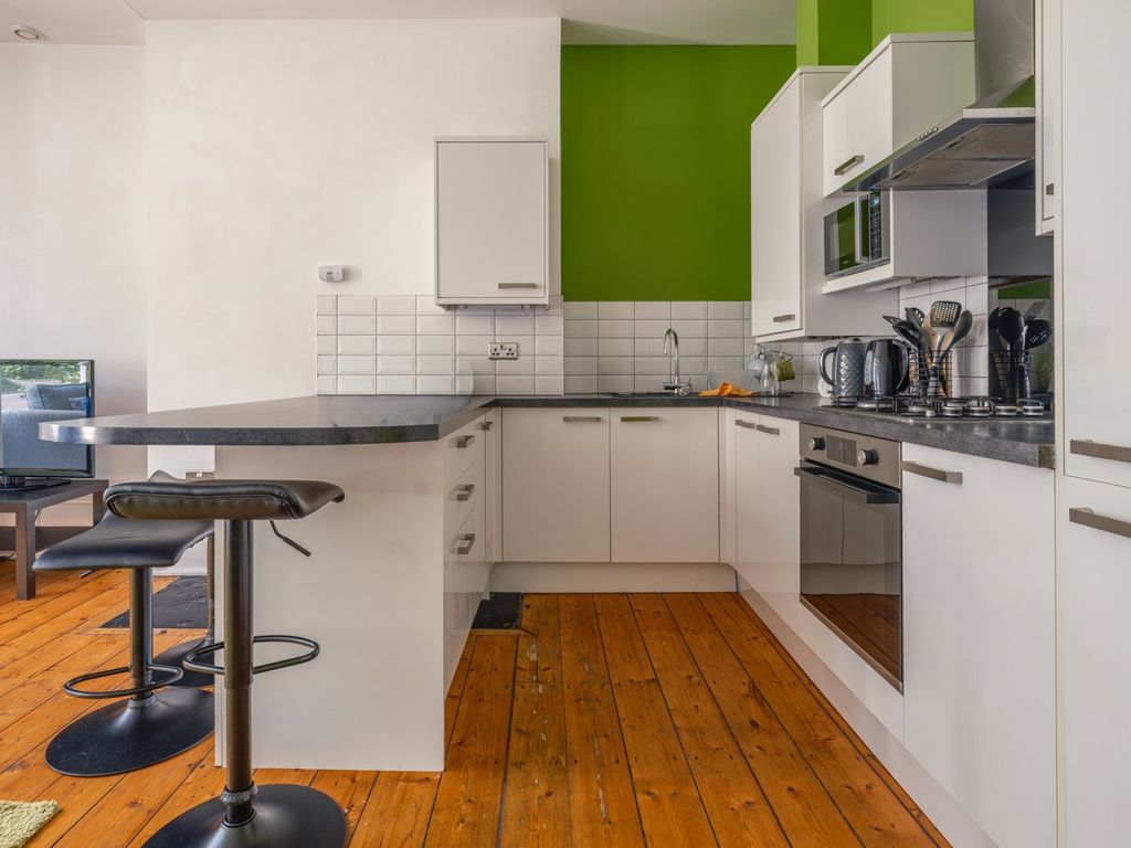 Property photo 3 of 14 6116752