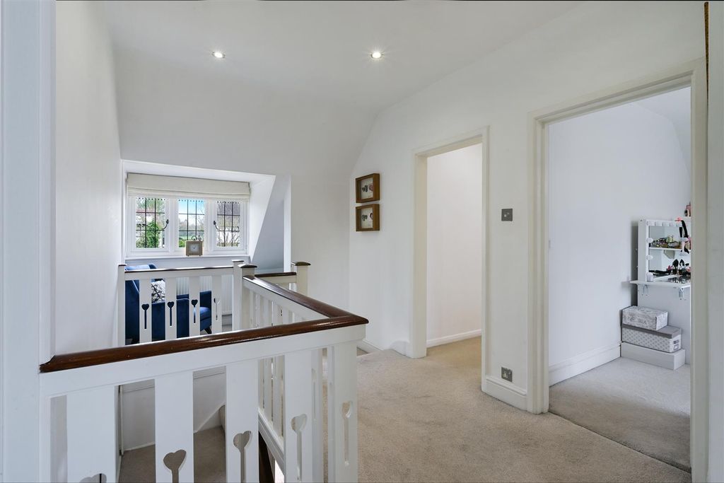 Additional image 16 of 5 bed detached house for saleHollymead Road, Chipstead, Coulsdon CR5