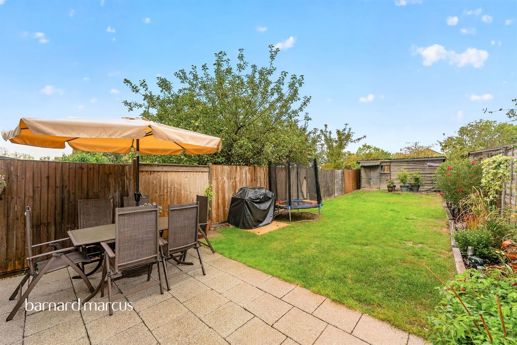 Property photo 3 of 17