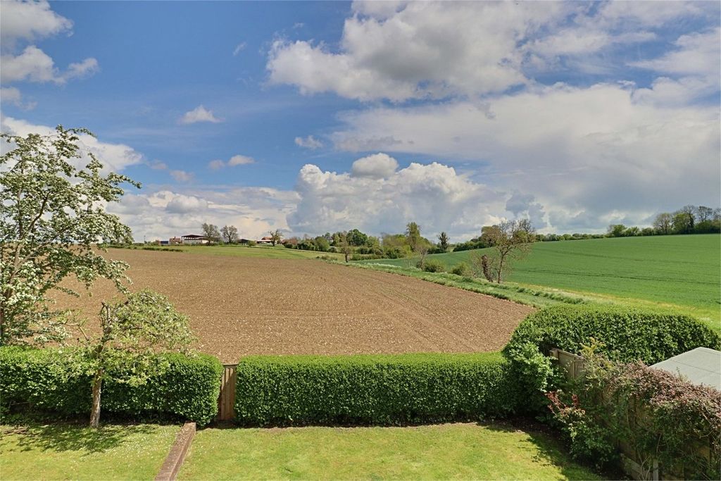 Property photo 3 of 18