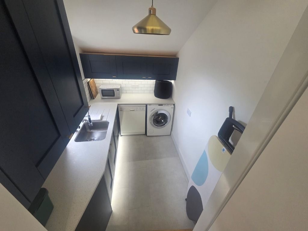 Additional image 8 of 3 bed flat to rentGreat Western Road, West End, Aberdeen AB10