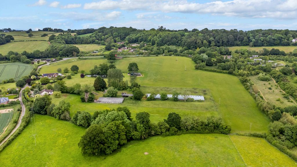 Property photo 3 of 4 1146073 (7-)