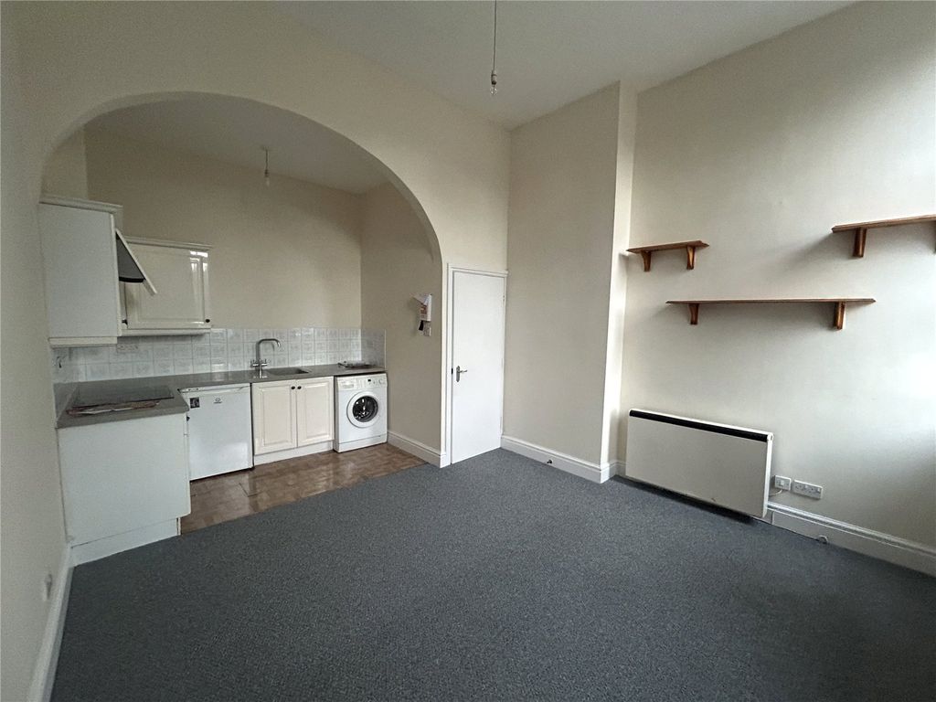 Property photo 2 of 6 Picture No. 01