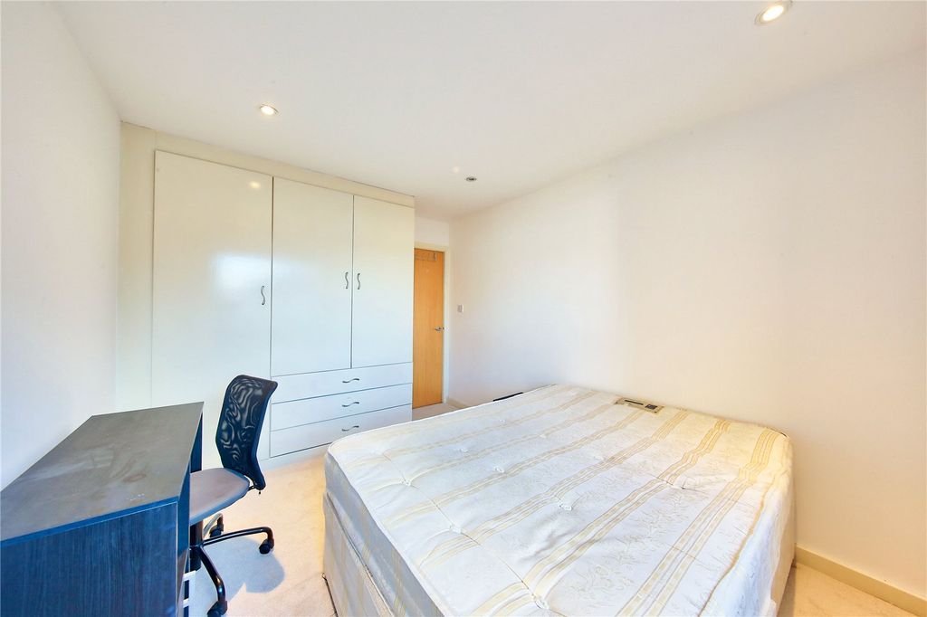 Property photo 3 of 12 Picture No. 13