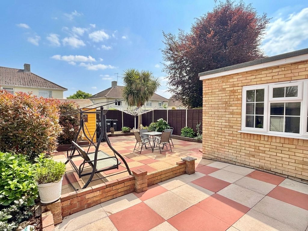 Property photo 2 of 16