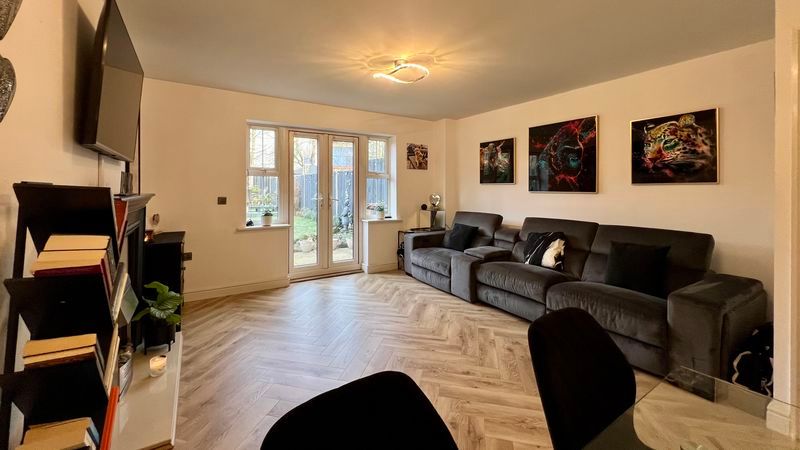 Property photo 2 of 22 Photo 3