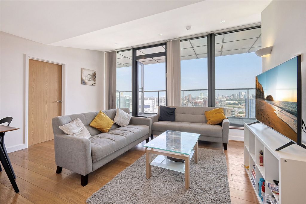 Property photo 2 of 18 Picture No. 04