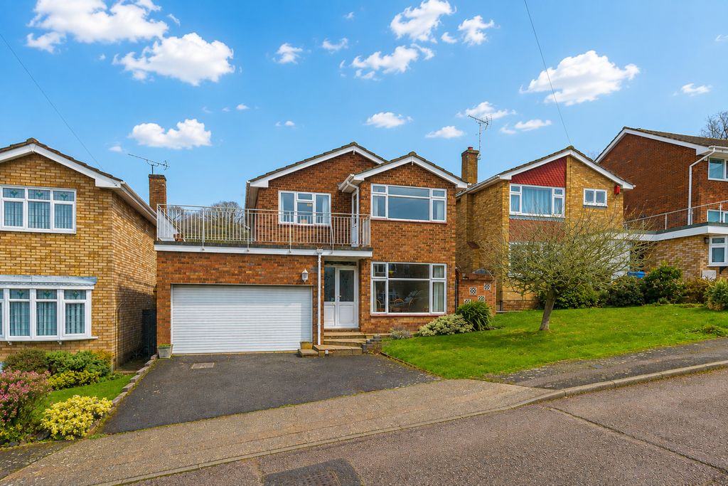 Property photo 1 of 44