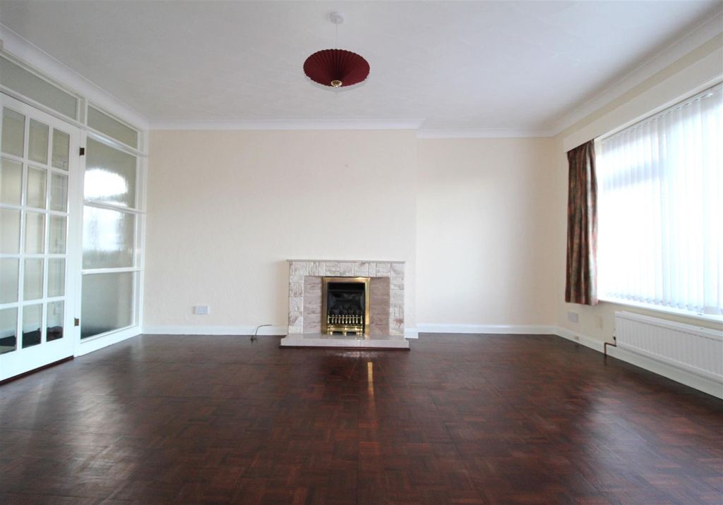 Property photo 3 of 19 Img_1057.Jpg